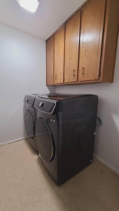 Centrally Located In Rogers And Bentonville! -Private Rooms Extérieur photo